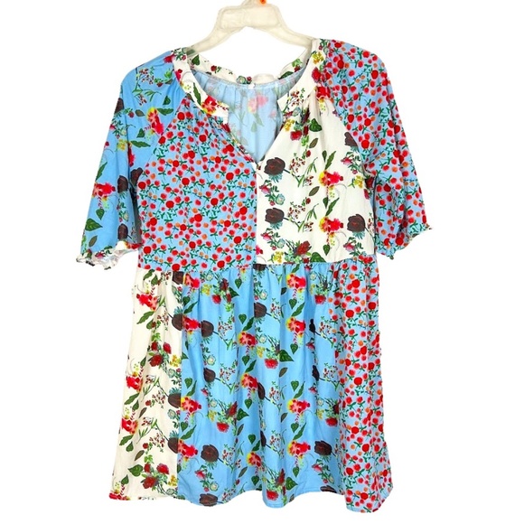 Source Unknown Tops - Sweet Floral Crepe Dress or Tunic Sz 2XL 🎉H.P.
